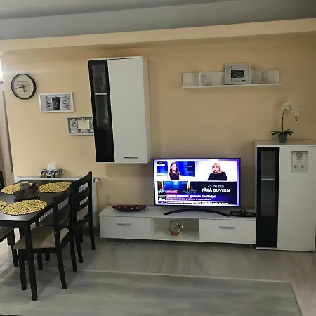 Apartment Kalinderu Adet ,langa Partie *